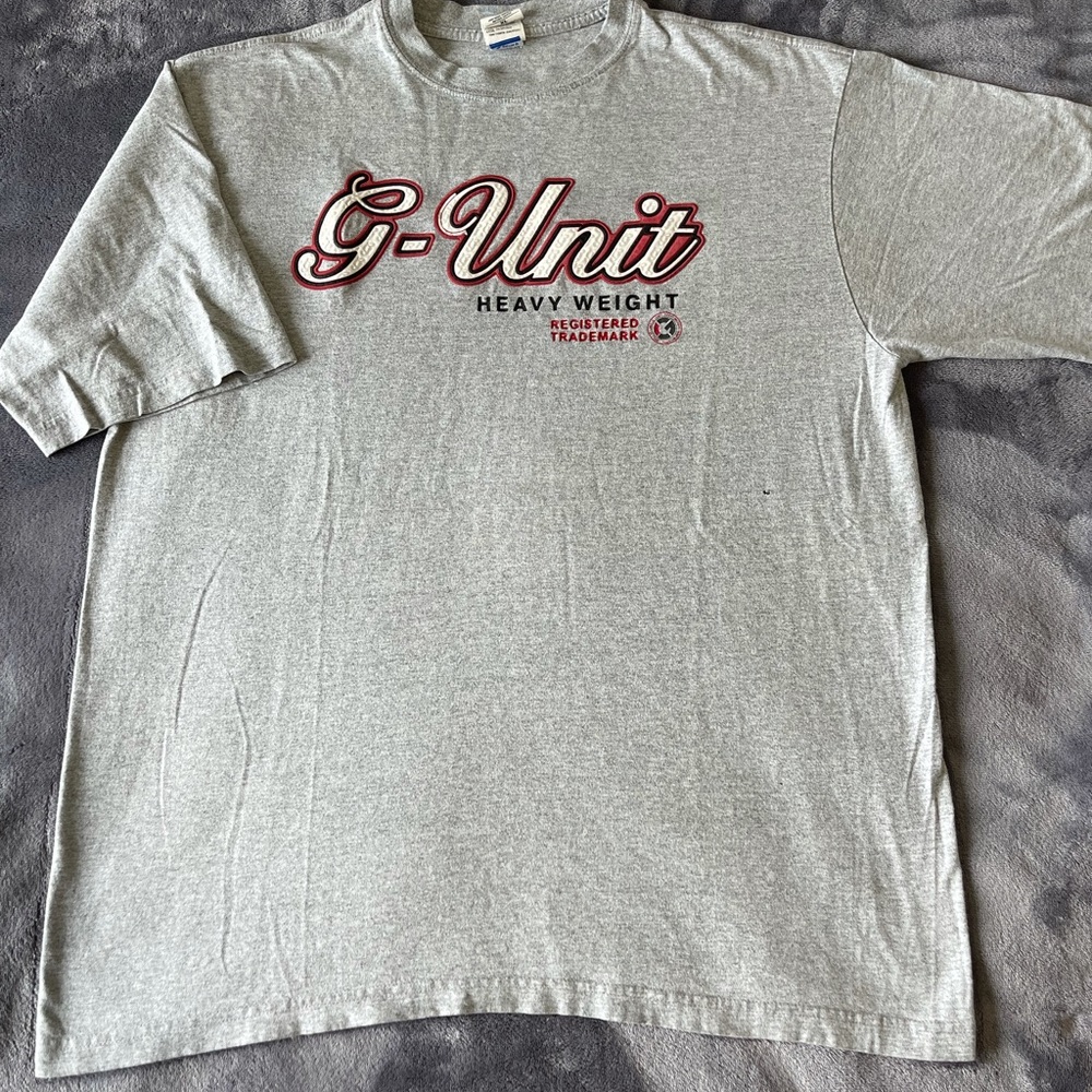 G-Unit 
Minor Hole shown 
Men’s XL